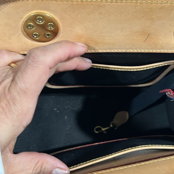 Vintage Dooney and Burke handbag - Picture 6 of 12